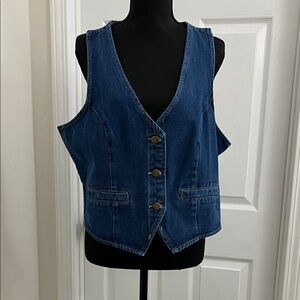 Amazon Women's Blue Denim Vest Top